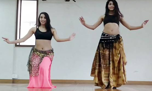 इन दो लड़कियों का डांस देखकर आप हैरान रह जायेंगे, जब इन्होंने मेरे रश्के कमर देखें वीडियो इन दो लड़कियों का डांस देखकर आप हैरान रह जायेंगे, जब इन्होंने मेरे रश्के कमर देखें वीडियो