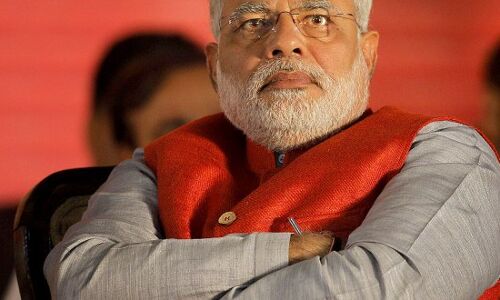 अर्थव्यवस्था को बड़ा झटका, GDP की हालत खराब, लेकिन हमें तो राष्ट्रवाद की जरूरत देश जाय भाड़ में!