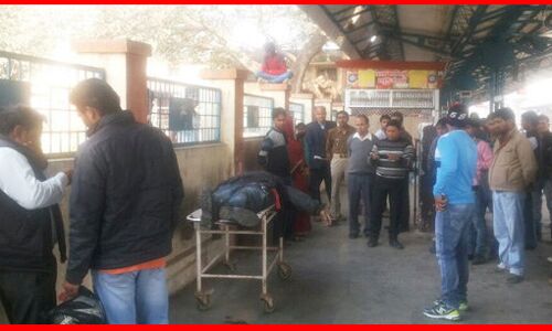 अक्षय कुमार के बॉडीगार्ड की मथुरा जंक्शन पर ट्रेन से गिरकर मौत