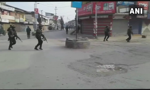 जम्मू-कश्मीर के सोपोर में IED ब्लास्ट, 4 पुलिसकर्मी शहीद, कई घायल