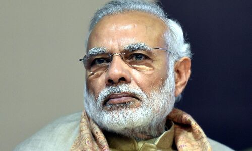 पीएम मोदी ने शिमला में सुनाई जब ये दो दास्ताँ, तो भीड़ में मौजूद युवाओं को आ गया जोश!