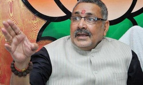 गिरिराज सिंह ने राहुल गांधी को कहा राजनीति के पप्पू और झूठों के राजा