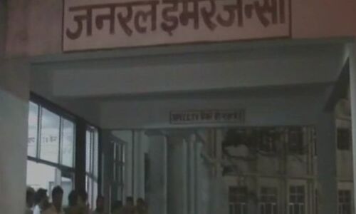 शादी से लौट रहे लोगों की कार ट्रक से टकराई 7 की मौत 6 घायल