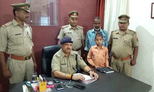 बुलंदशहर के थाना खुर्जा नगर पुलिस ने अपह्रत बच्चा सकुशल किया बरामद