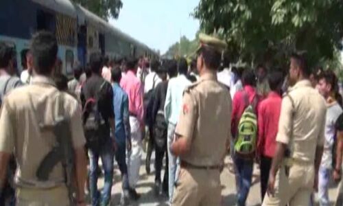 बिजनौर रेप मामला: महिला ने दिया कोर्ट में बयान, सुनकर उड़ जायेंगे होश बिजनौर रेप मामला: महिला ने दिया कोर्ट में बयान, सुनकर उड़ जायेंगे होश