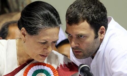 गुजरात चुनाव से पहले कांग्रेस को बड़ा झटका, राहुल गांधी के करीबी ने छोड़ा साथ, लगाए बड़े आरोप