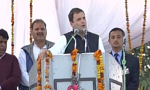 मोदी पहले ऐसे पीएम जो दूसरे प्रधानमंत्री के बारे में तमीज से नहीं बोल सकते - राहुल गांधी