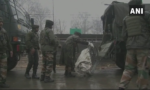 जम्मू-कश्मीर के हंदवाड़ा में सेना को मिली बड़ी कामयाबी, मुठभेड़ में तीन आतंकी को मार गिराया