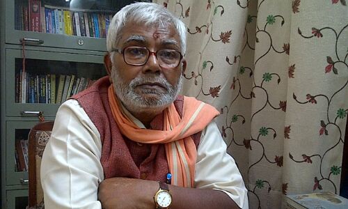 बीजेपी के गरीब सांसद ने एयरपोर्ट पर दिखाई हेकड़ी!