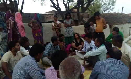 स्पेशल कवरेज न्यूज की खबर का असर, नगला अमीर पहुंची स्वास्थ्य विभाग की टीम