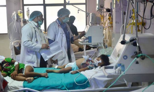 पुलवामा के नाम पर वोट मांगने वाले मोदी यूपी में गोरखपुर ऑक्सीजन हादसे के नाम भी मांगें वोट?