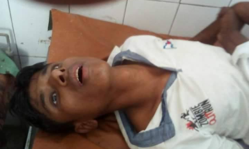 हरदोई : पसीने का मोल मागने पर पुलिस ने बाइक मैकेनिकों को किया अधमरा, एसपी ने किये पांच सिपाही लाइन हाजिर हरदोई : पसीने का मोल मागने पर पुलिस ने बाइक मैकेनिकों को किया अधमरा, एसपी ने किये पांच सिपाही लाइन हाजिर