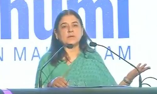 सिनेमा में महिलाओं से जुड़े अशोभनीय दृश्यों के कारण महिलाओं के खिलाफ बढ़ रही हिंसा : मेनका गांधी