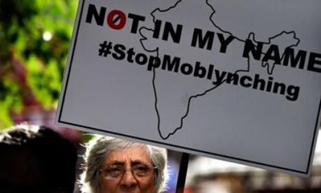 यूपी के हापुड़ में गो हत्या के आरोप में कासिम की पीट-पीट कर हत्या, समयदीन की हालत गंभीर