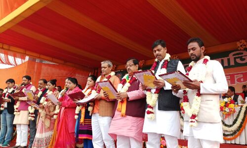 गाजियाबाद : नवनिर्वाचित मेयर और पार्षद का शपथ ग्रहण संपन्न गाजियाबाद : नवनिर्वाचित मेयर और पार्षद का शपथ ग्रहण संपन्न