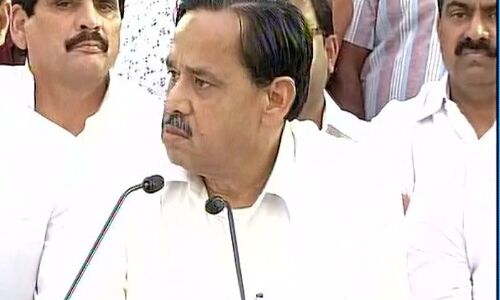 पूर्व मंत्री नसीमुद्दीन सिद्दीकी और राम अचल राजभर की जमानत पर 22 जनवरी को सुनवाई पूर्व मंत्री नसीमुद्दीन सिद्दीकी और राम अचल राजभर की जमानत पर 22 जनवरी को सुनवाई