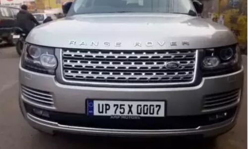 शिवपाल ने उतारा गाडी से सपा का झंडा, फिर बोले ये बड़ी बात!