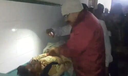 संभल: मामूली विवाद पर युवक की गोली मारकर हत्या, परिजनों ने अस्पताल में की तोड़फोड़ संभल: मामूली विवाद पर युवक की गोली मारकर हत्या, परिजनों ने अस्पताल में की तोड़फोड़