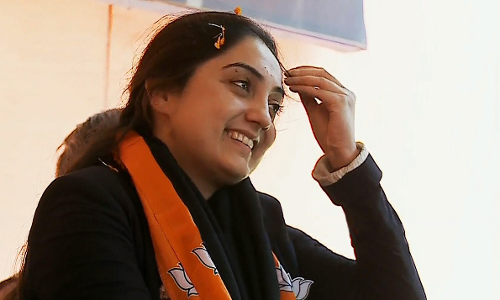 बीजेपी प्रवक्ता नुपुर शर्मा के खिलाफ पुलिस ने दर्ज किया केस, जानें- क्या है पूरा मामला बीजेपी प्रवक्ता नुपुर शर्मा के खिलाफ पुलिस ने दर्ज किया केस, जानें- क्या है पूरा मामला