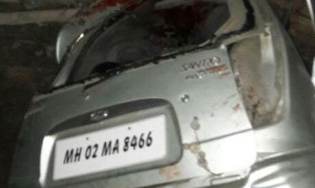 गोरखपुर में कार पेड़ से टकराई छह की दर्दनाक मौत