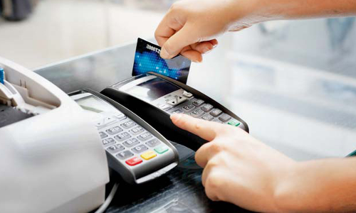 अब डेबिट कार्ड से खरीदारी करने पर नहीं लगेगा कोई शुल्क, नए नियम लागू अब डेबिट कार्ड से खरीदारी करने पर नहीं लगेगा कोई शुल्क, नए नियम लागू