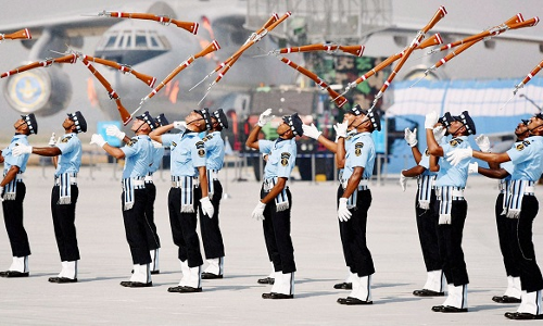 12वीं पास के लिए Indian Air Force में निकली वैकेंसी, ऐसे करें आवेदन 12वीं पास के लिए Indian Air Force में निकली वैकेंसी, ऐसे करें आवेदन