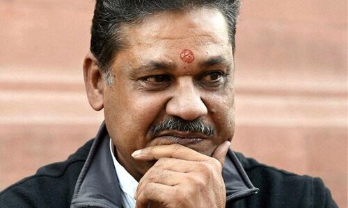 बीजेपी छोड़कर कांग्रेस में गए कीर्ति आजाद को झटका? दरभंगा सीट से आरजेडी लड़ेगी! बीजेपी छोड़कर कांग्रेस में गए कीर्ति आजाद को झटका? दरभंगा सीट से आरजेडी लड़ेगी!