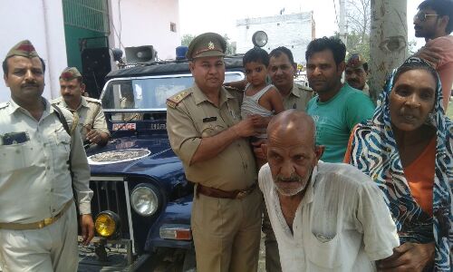 नॉएडा पुलिस ने किया सराहनीय काम, घर से गायब बच्ची को ढूढकर दो घंटे में किया परिजनों को सुपर्द, पुलिस की हो रही वाहवाही!