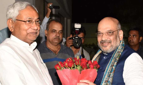 अमित शाह से मिलकर नीतीश हुए नरम! अमित शाह से मिलकर नीतीश हुए नरम!