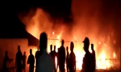 मध्य प्रदेश: खंडवा में जल महोत्सव में भीषण आग, सीएम के निकलते ही लगी आग, आधा दर्जन टेंट जलकर खाक