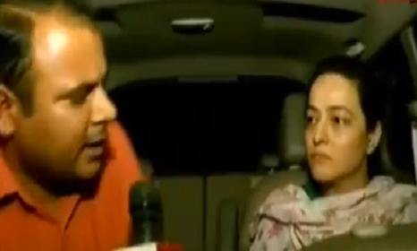VIDEO : 39 दिन बाद मीडिया के सामने आई हनीप्रीत ने किए कई बड़े खुलासे VIDEO : 39 दिन बाद मीडिया के सामने आई हनीप्रीत ने किए कई बड़े खुलासे