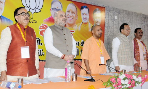 अमित शाह बोले अब यूपी में जीतेंगे सिर्फ इतनी सीटें, छा गया सुनकर हाल में सन्नाटा