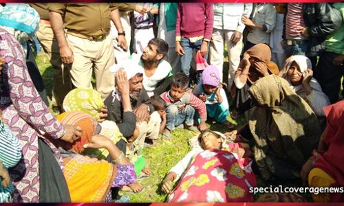 मुजफ्फरनगर : बुजुर्ग महिला की करंट से मौत, गुस्साए ग्रामीणों ने लगाया जाम मुजफ्फरनगर : बुजुर्ग महिला की करंट से मौत, गुस्साए ग्रामीणों ने लगाया जाम