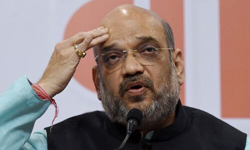 अमित शाह की पकौड़ा पर बड़ी मुश्किल, केस दर्ज 28 फरवरी को सुनवाई