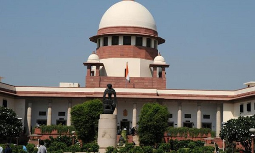 Lockdown: मजदूरों के पलायन पर सुप्रीम कोर्ट ने केंद्र से मांगा जवाब, कल तक दाखिल करनी होगी रिपोर्ट