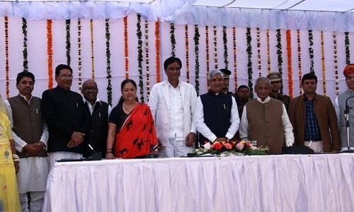 राजस्थान: वसुंधरा राजे ने किया मंत्रिमंडल का विस्तार, जाने कौन इन कौन आउट राजस्थान: वसुंधरा राजे ने किया मंत्रिमंडल का विस्तार, जाने कौन इन कौन आउट