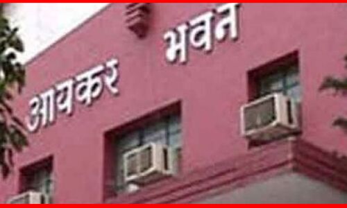 तमिलनाडु सरकार के चीफ सेक्रटरी के घर पर इनकम टैक्स का छापा तमिलनाडु सरकार के चीफ सेक्रटरी के घर पर इनकम टैक्स का छापा