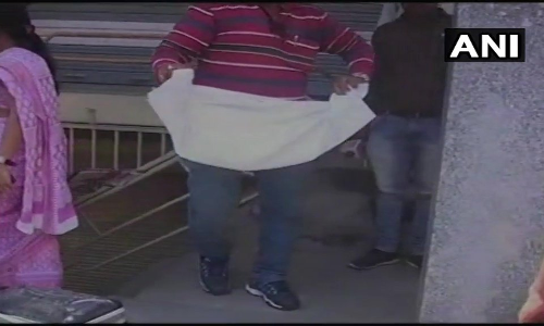 शर्मनाक: इंदौर में 4 महीने की बच्ची से रेप के बाद हत्या, शव देखते ही पुलिसकर्मियों के निकल पड़े आंसू!