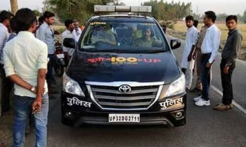 एम्बुलेंस से पहले यूपी 100 ने घायल को पहुँचाया अस्पताल एम्बुलेंस से पहले यूपी 100 ने घायल को पहुँचाया अस्पताल