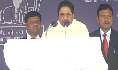 सपा-कांग्रेस गठबंधन के पीछे है राजनीतिक स्वार्थ - मायावती सपा-कांग्रेस गठबंधन के पीछे है राजनीतिक स्वार्थ - मायावती