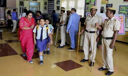 प्रद्युम्न हत्याकांड- 10 दिन बाद खुला गुरुग्राम का रेयान इंटरनेशनल स्कूल, भारी पुलिस बल तैनात