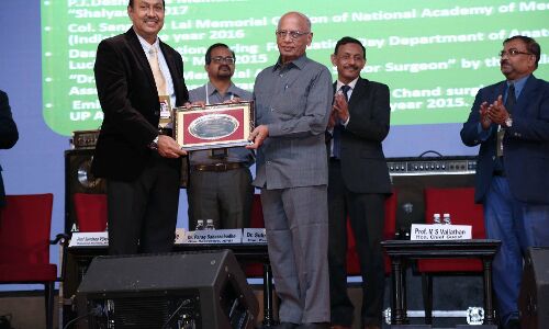 BHU के प्रो0 वी0 भट्टाचार्या को मिला राष्ट्रीय पुरस्कार