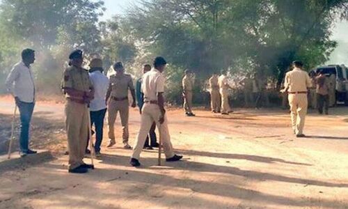 गुजरात: पाटन में दो समुदायों में समप्रदायिक हिंसा, दो की मौत