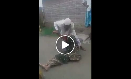 इस वीडियो को देखें जरुर, शेयर करें ताकि दरिंदे जाएँ जेल!