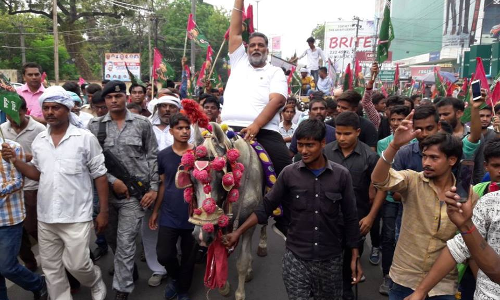 जन अधिकार पार्टी के बंद के दौरान सांसद पप्पू यादव की बिगड़ी तबियत जन अधिकार पार्टी के बंद के दौरान सांसद पप्पू यादव की बिगड़ी तबियत