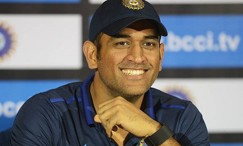 सुरेश रैना के मजाकिए कमेंट पर बोले धोनी, मैदान पर ज्यादा मज़ाक नहीं करता