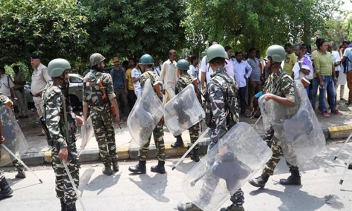 बेकाबू डेरा समर्थकों ने ओबी वैन, रेलवे स्टेशन फूंके, कई ज़िलों में लगा कर्फ्यू, तीन की मौत