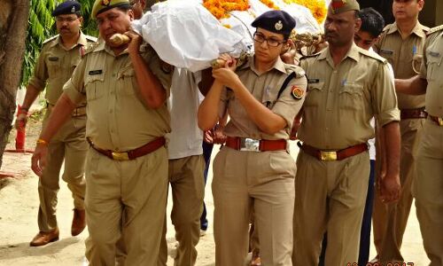 सपा नेता नरेंद्र भाटी के गनर सिपाही अनुज की मौत