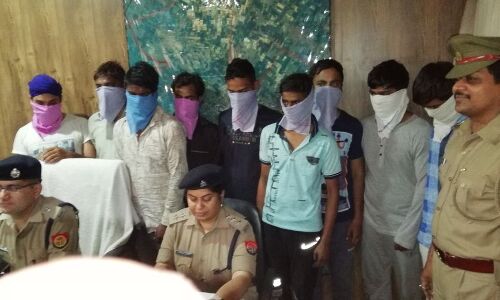 गाजियाबाद पुलिस ने नौ शातिर लुटेरे किये गिरफ्तार- एसपी सिटी गाजियाबाद पुलिस ने नौ शातिर लुटेरे किये गिरफ्तार- एसपी सिटी