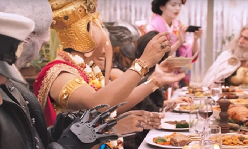 VIDEO : मीट के विज्ञापन में दिखे भगवान गणेश और बुद्ध, भड़के लोग VIDEO : मीट के विज्ञापन में दिखे भगवान गणेश और बुद्ध, भड़के लोग